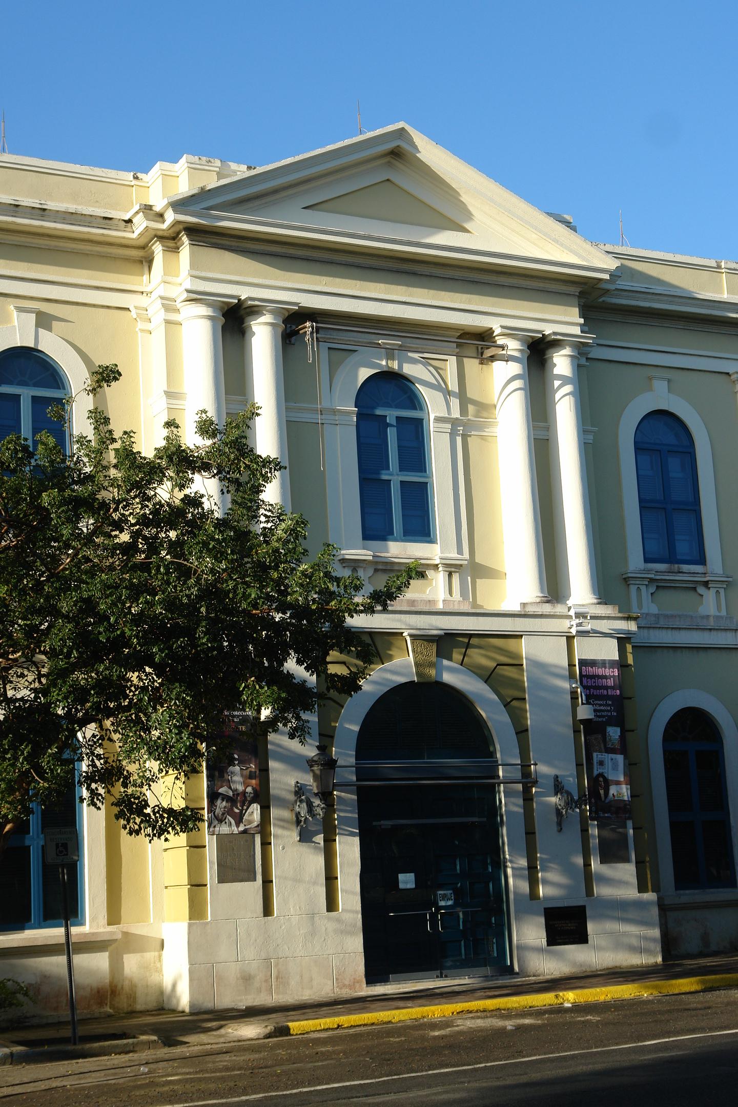Archivo General - Antiguo Hospital Civil - San Juan (Puerta de Tierra) - 2011 00009